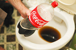 Coger la Coca-Cola