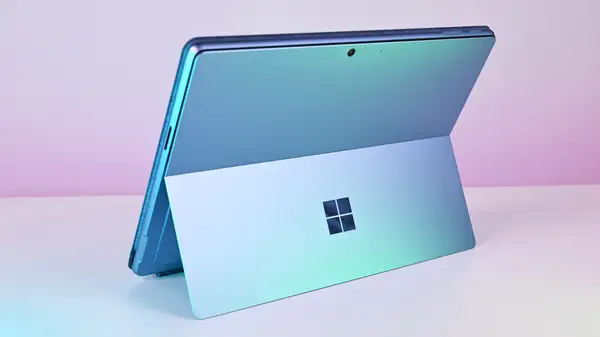 Microsoft Surface Pro 2025